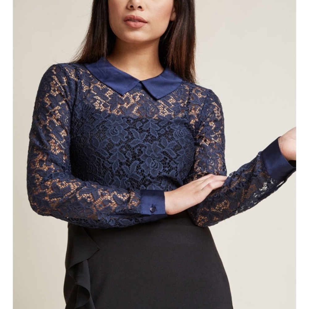 Go Down in Mystery Lace Top in Navy